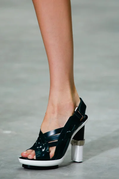 Look 12